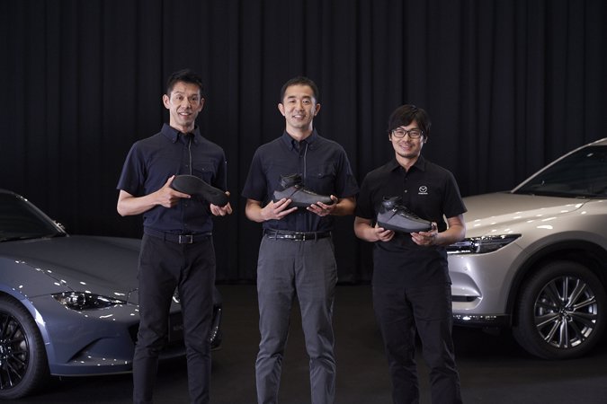 Mazda aplica el diseño Kodo a zapatillas de conducción