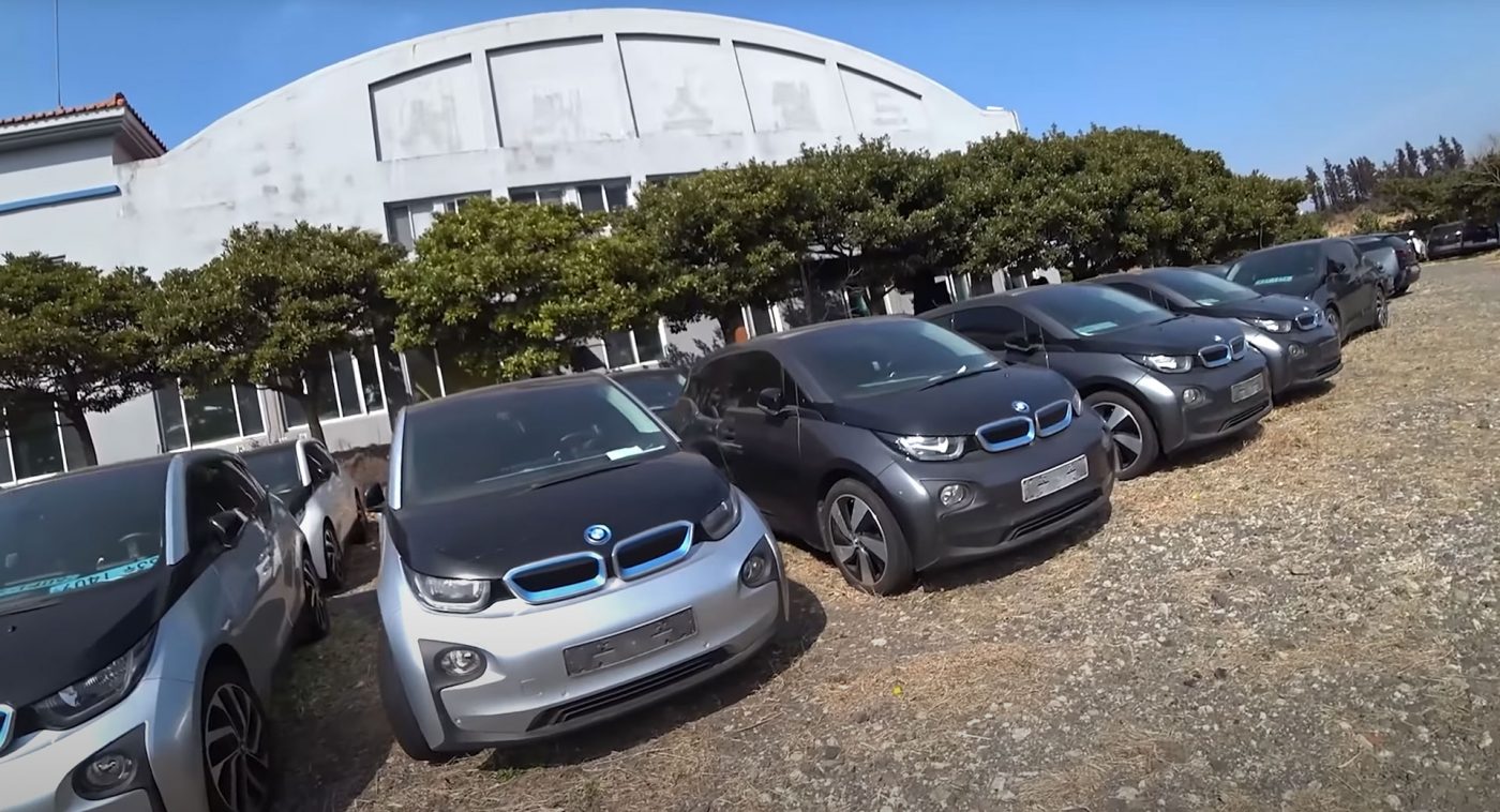 Cientos de BMW i3 abandonados en una isla coreana