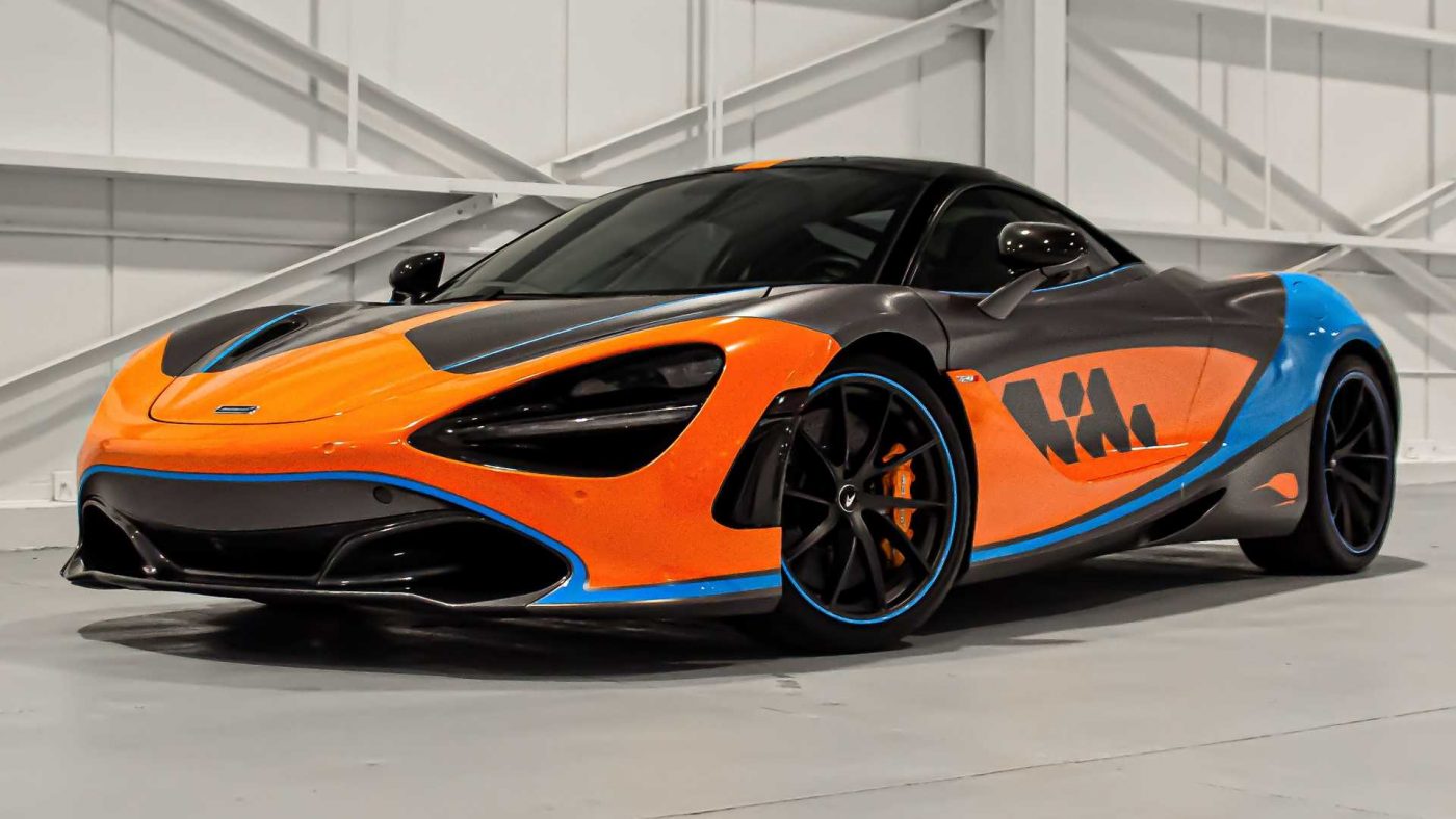 McLaren viste un 720S como uno de sus autos F1