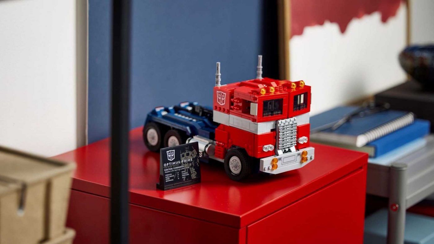 Lego Optimus Prime Transformer