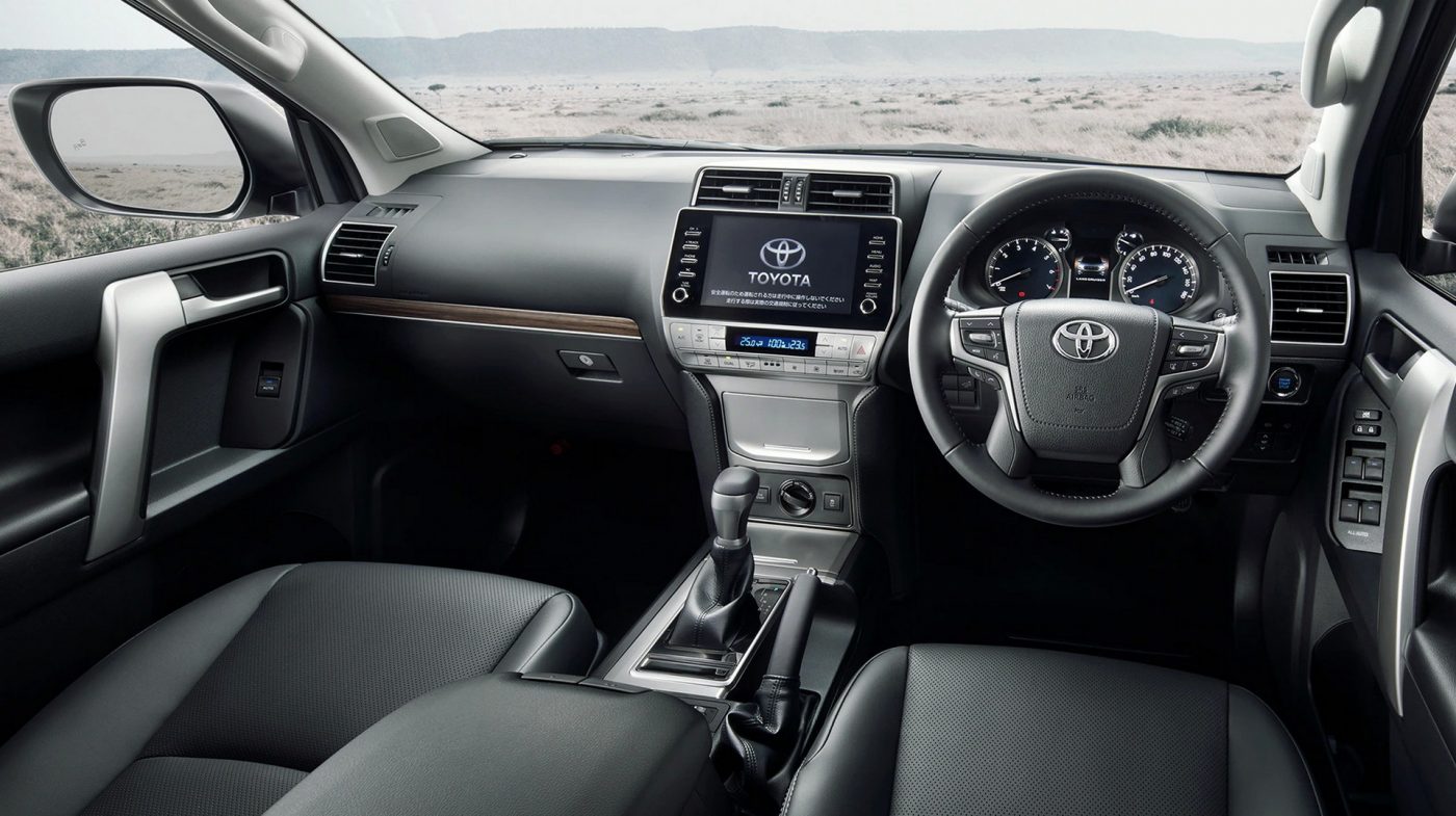 Toyota Land Cruiser Prado Matte Black Edition se lanza en Japón