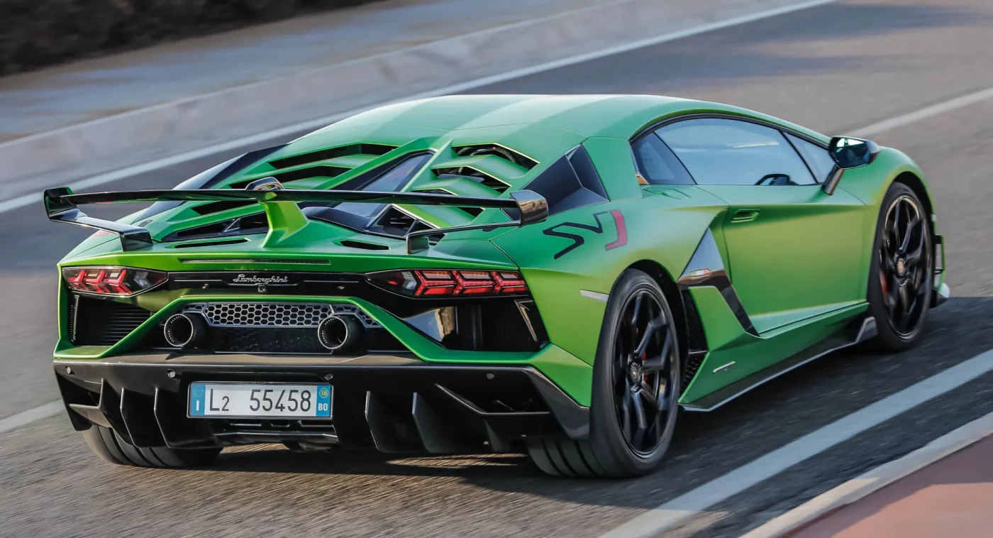 Lamborghini le apuesta a los combustibles sintéticos