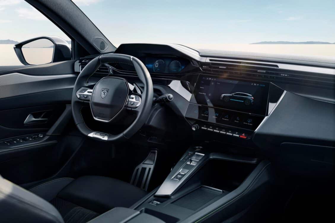 Peugeot revela el E-308 hatch y wagon