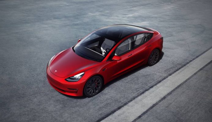 Tesla está vendiendo autos como arroz