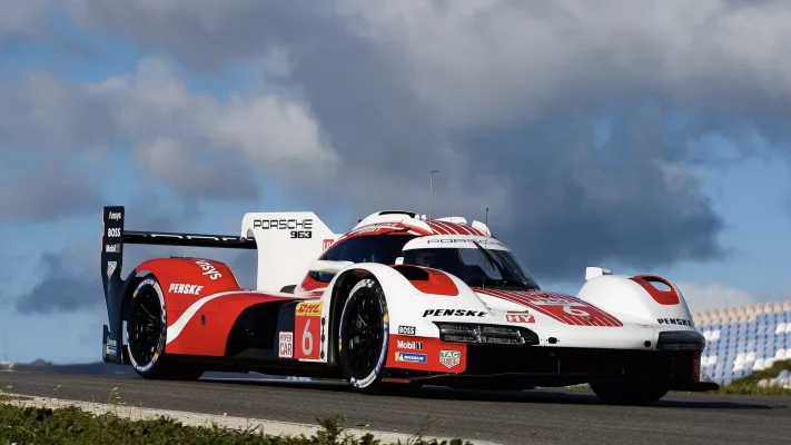 Porsche y Cadillac, con seis autos en 24H Le Mans 100 años