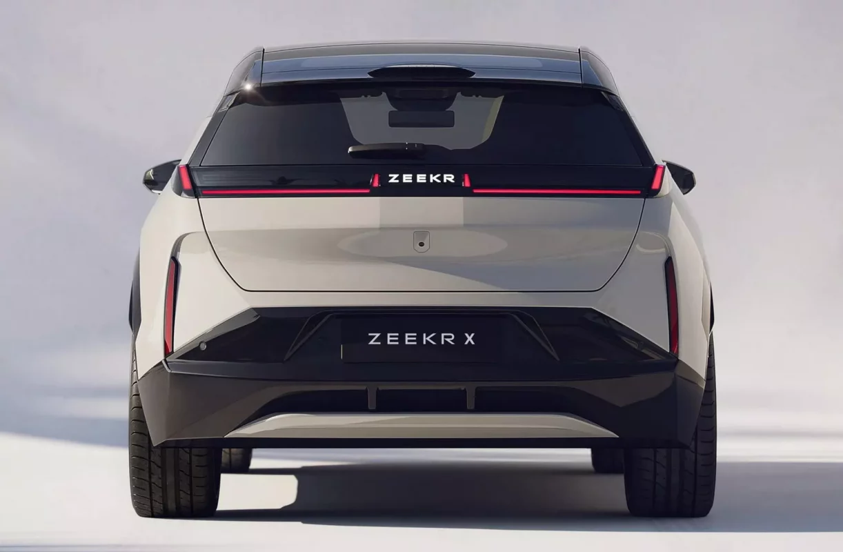 El Zeekr X, hermano de Volvo, es un crossover compacto