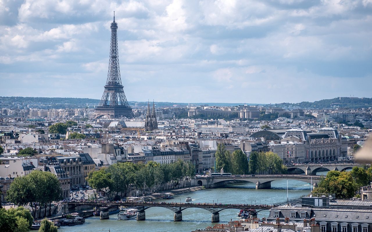 Ley anti contaminación en París: las SUV pagarán más por parquear 2