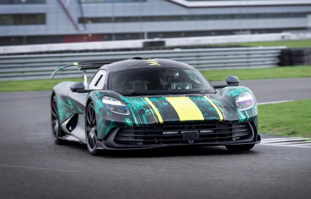 Aston Martin Valhalla, más pistas del futuro V8 híbrido 1