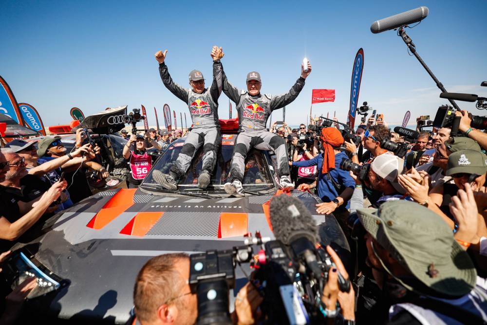 Sainz gana su cuarto Dakar y el primero de Audi 2
