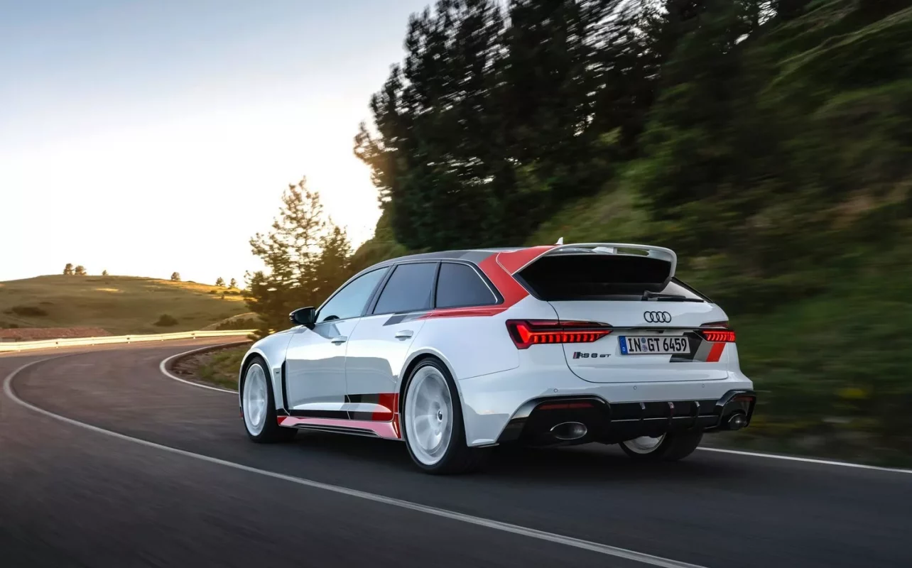 Larga vida a las break: debuta la Audi RS6 Avant GT 1