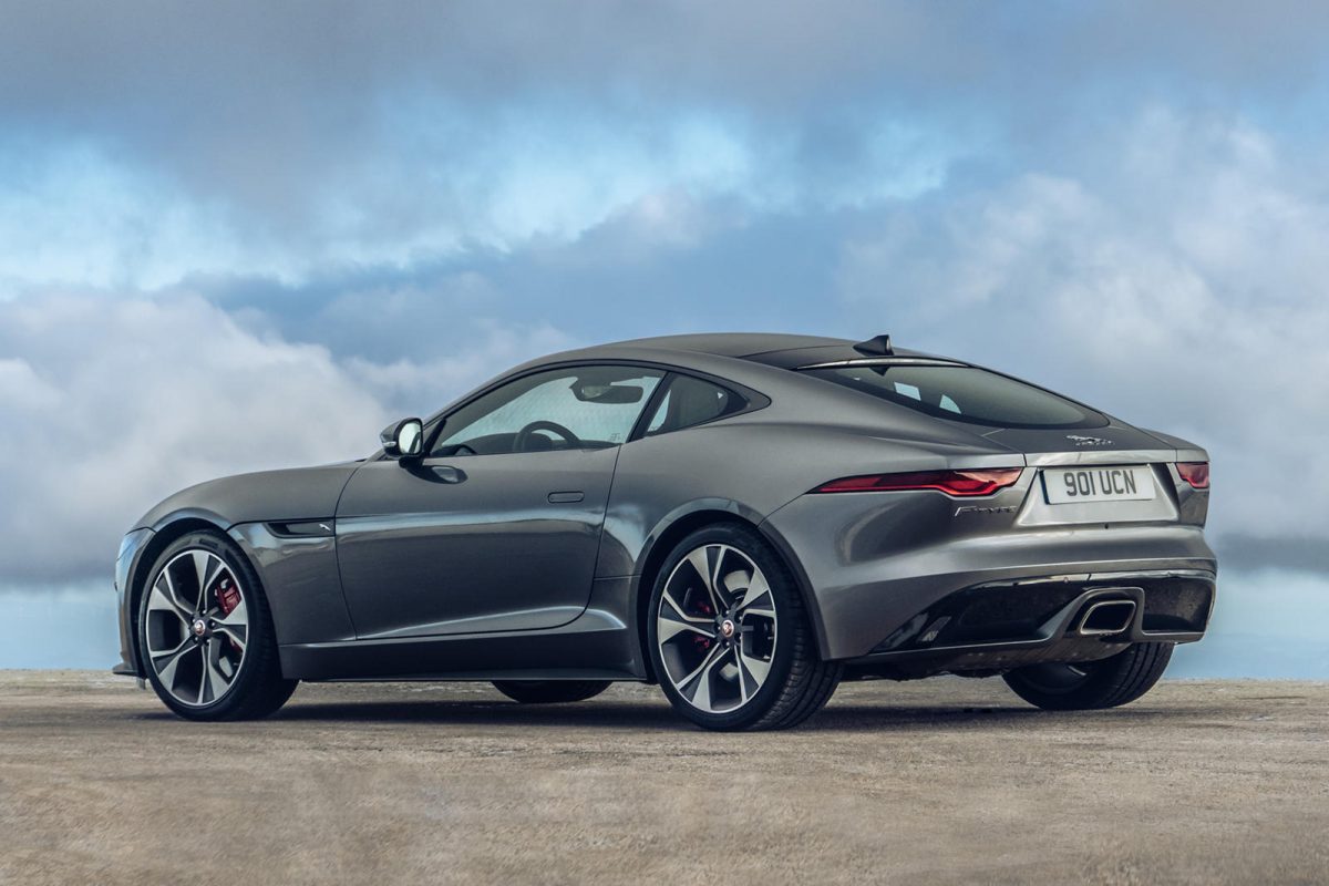 Jaguar eliminará todos sus autos a gasolina en junio 1