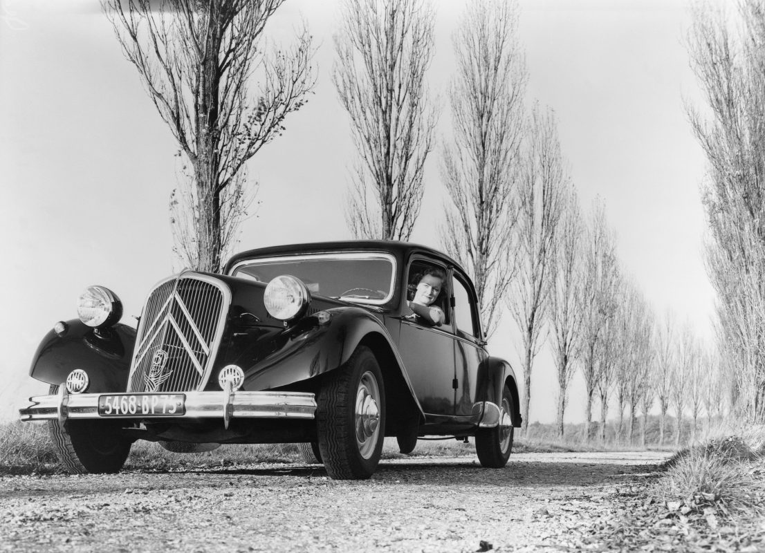 El legendario Citroen Traction Avant cumple 90 años 2