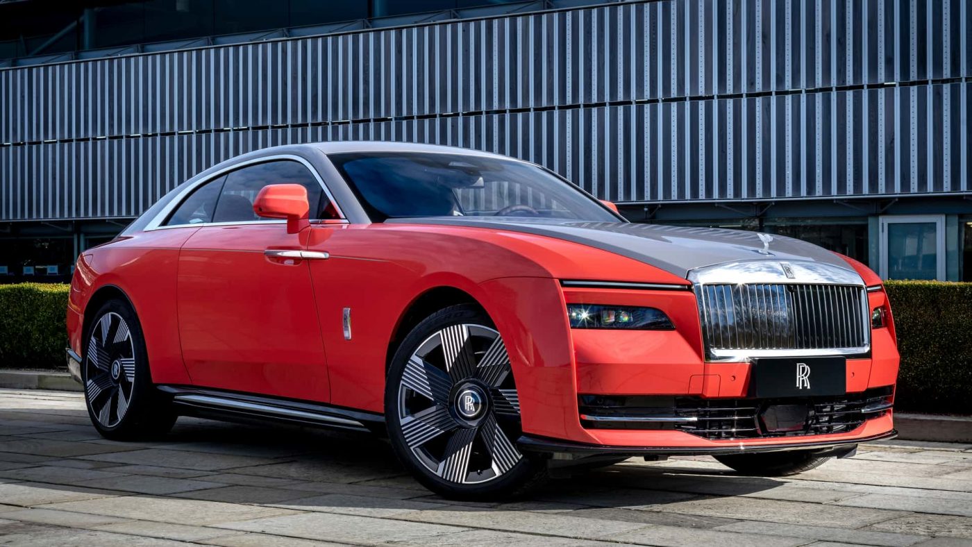 Rolls-Royce presenta tres estrellas únicas en China 9