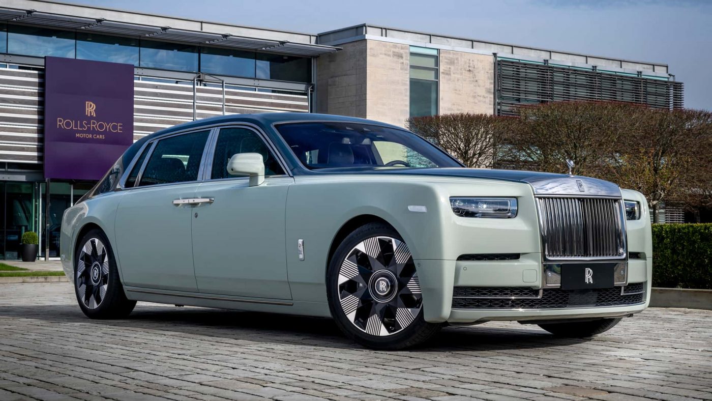 Rolls-Royce presenta tres estrellas únicas en China 2