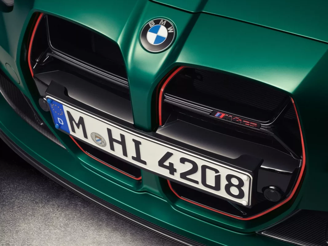 BMW reencarna el cupé M4 CS inspirado en las carreras 5